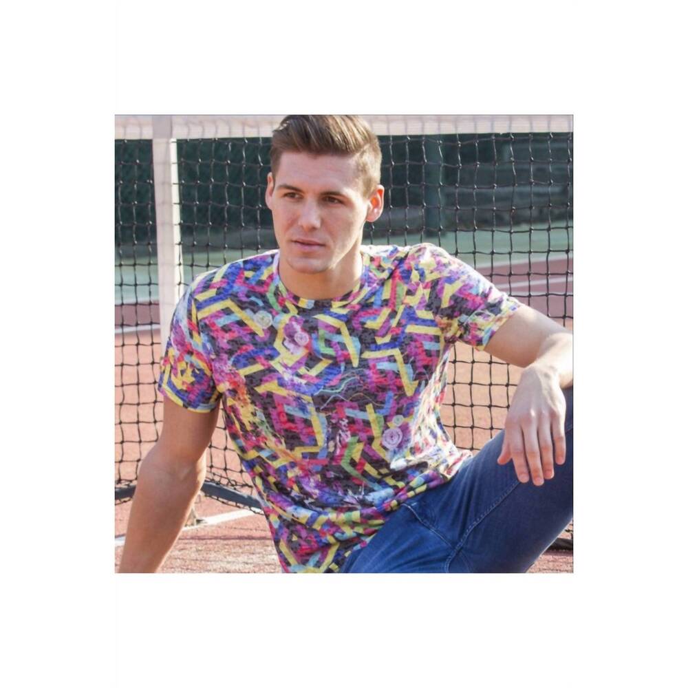 NEW EIGHT X geo lines print t-shirt in multi